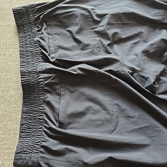 Athleta Straight Leg Womens Pants 16 Pull On Travel Lightweight Quick Dry Black - Picture 5 of 7